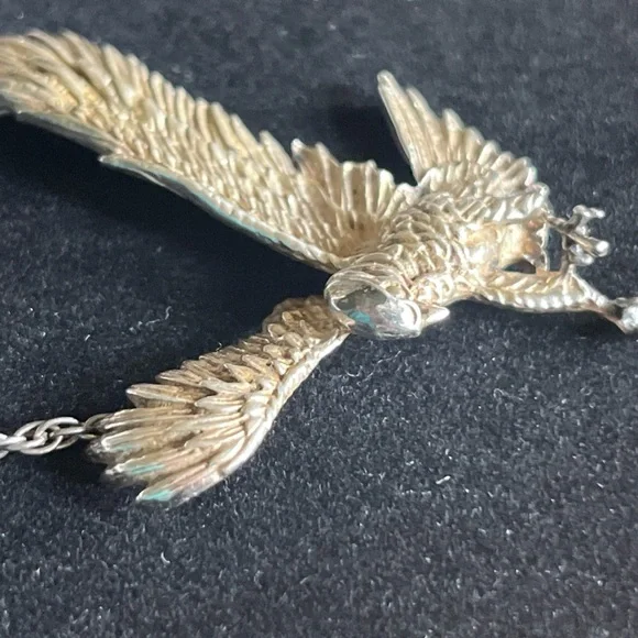 Sterling Silver Eagle Pendant 2”x2” with 24” 925 Sterling Silver Chain 25.74g - Picture 5 of 9